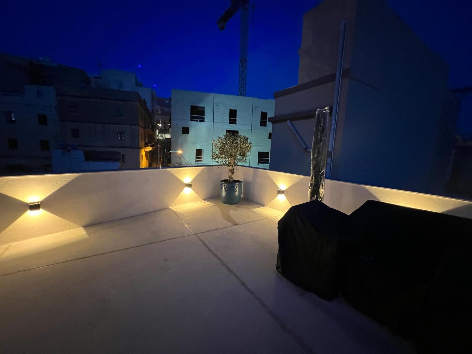 Dar Barbara Duplex 2 Double Bedrooms,2 Sofa Beds Large House With Terrace Roof Views Of Valletta Cospicua Exterior foto