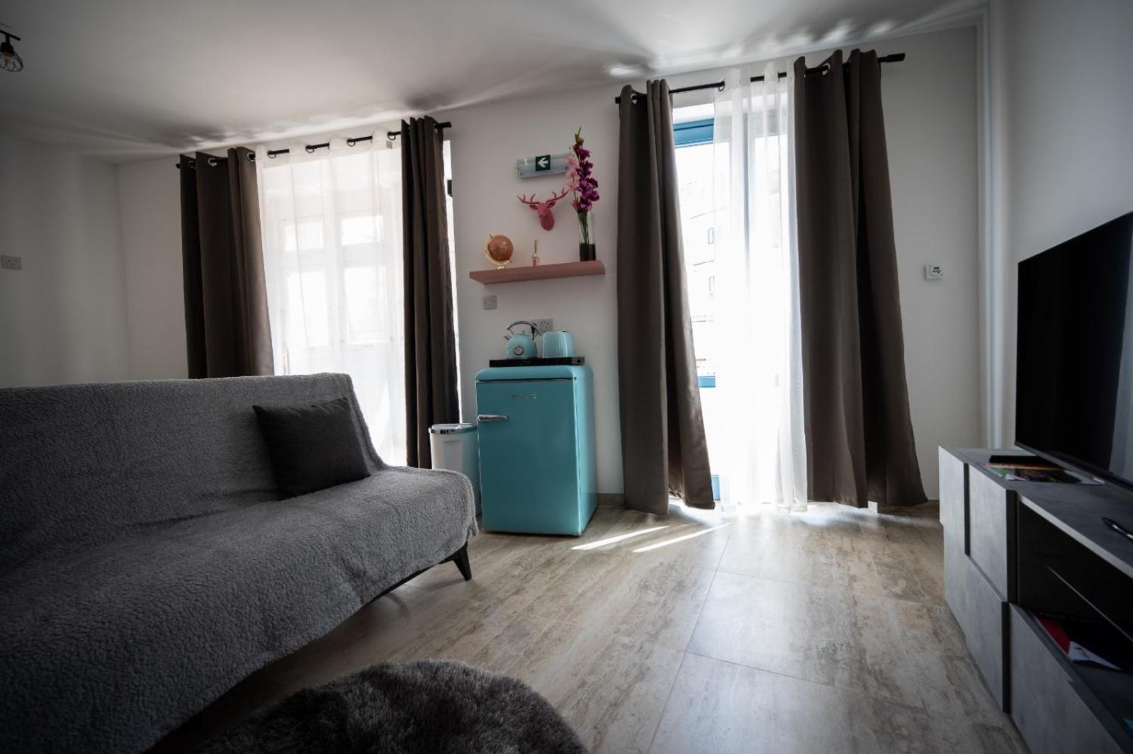 Dar Barbara Duplex 2 Double Bedrooms,2 Sofa Beds Large House With Terrace Roof Views Of Valletta Cospicua Exterior foto